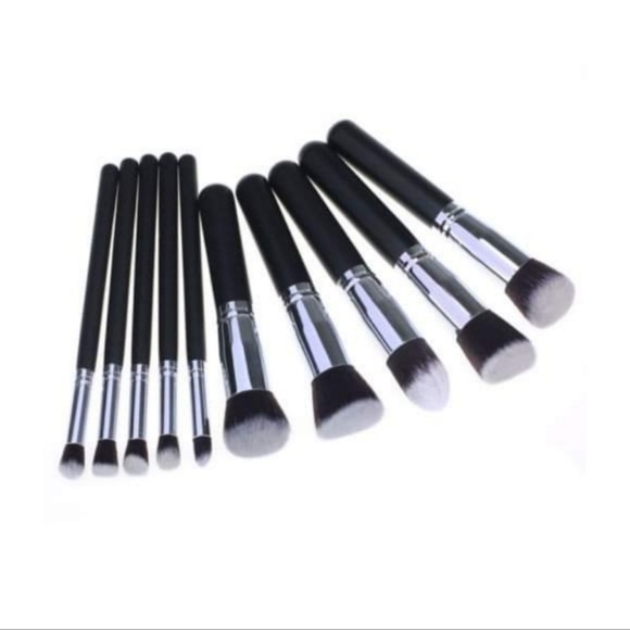 Other - NEW 10 PIECE MAKEUP BRUSH SET